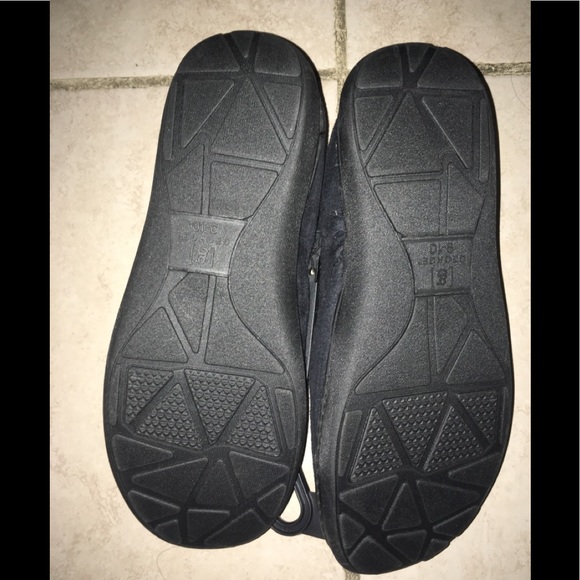 🌼5 for $25🌼 NWT Black Slippers - Picture 2 of 4